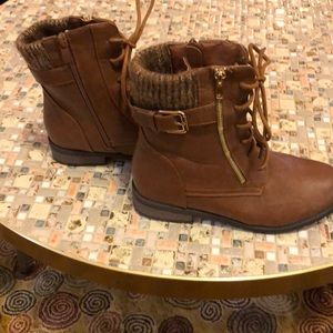 Forever Ankle Boots. Brown. 7 1/2